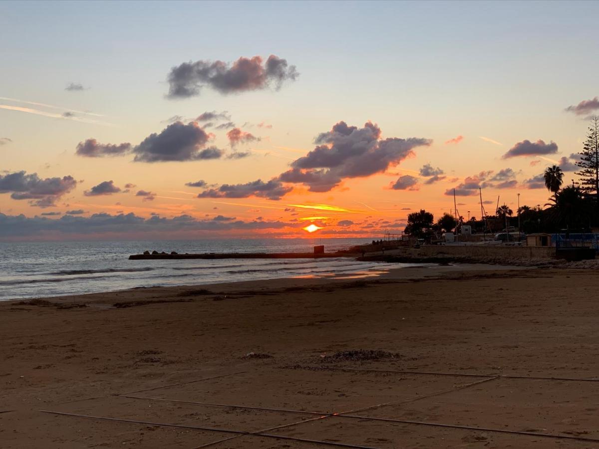 Andrea'S Home Marina di Modica Εξωτερικό φωτογραφία